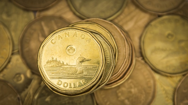 Loonie falls to lowest level since 2020 as greenback rises