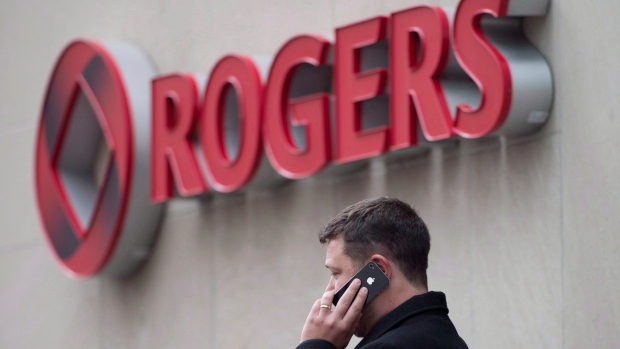 Rogers expands 5G network to 50 markets, but consumer adoption