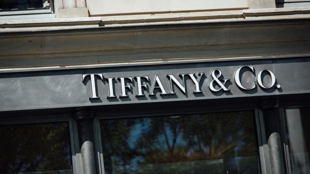 Tiffany, LVMH Are Said to Be Negotiating Lower Price on $16
