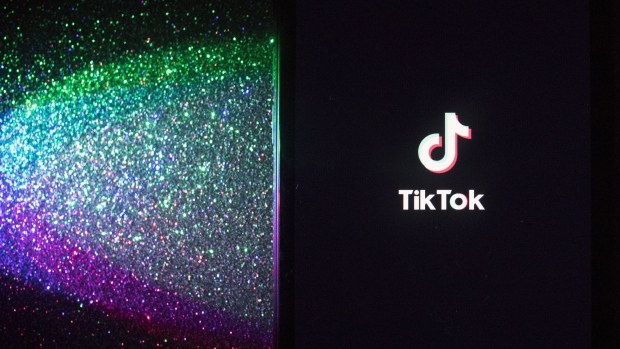 Video app TikTok leans into e-commerce with Shopify deal U.S. Walmart  Bytedance shopify Donald Trump