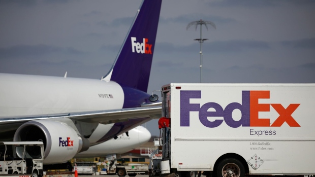 The Daily Chase: Markets soured by FedEx, GE warnings; Loonie at 2020 low