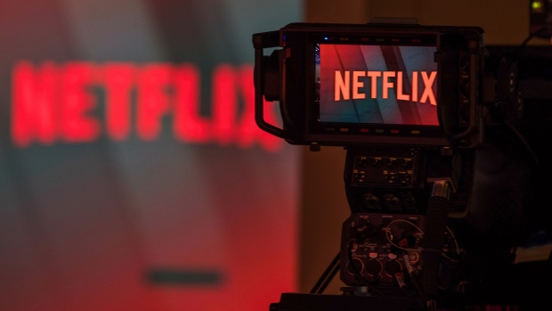 The number of Netflix bulls is dwindling 