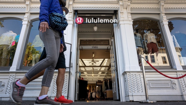 Lululemon Opens Significantly Expanded Store at West Edmonton Mall in  Edmonton [Photos]