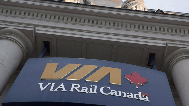 Via Rail apologizes for holiday travel disruptions, communication failures