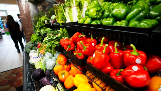 Food inflation: Steep price hikes for vegetables kept food costs high in December