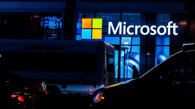 Microsoft profit, sales top estimates on strong cloud demand