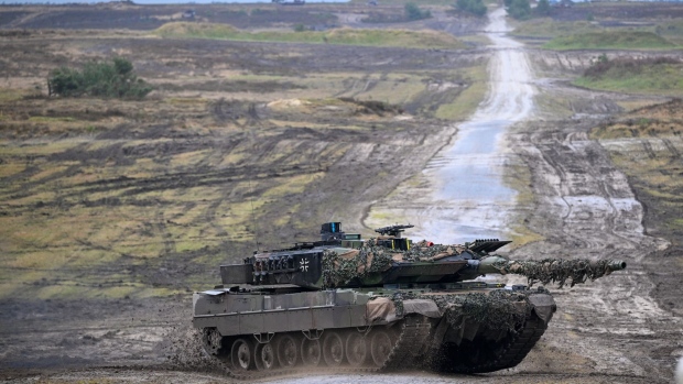 Russia Likely Lost More Than Half of Its Tanks in Ukraine, Estimates Show -  WSJ
