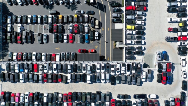 Why Parking Lots Are Not Full, Even on Black Friday - Bloomberg
