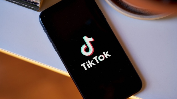 Millions of sellers stranded as TikTok Shop shutters in Indonesia - Rest of  World