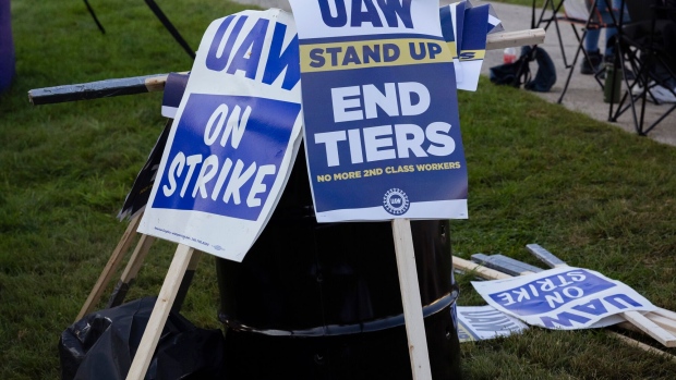 GM Strike Expanded to More Plants as UAW Negotiations Falter - BNN