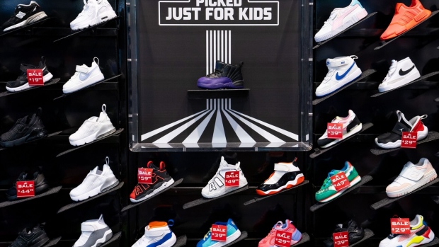 Foot Locker Shares Sink After Reporting Falling Sales as Shoppers Pull Back