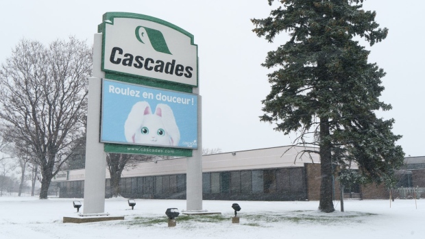 Cascades names Hugues Simon as next CEO, Mario Plourde to retire