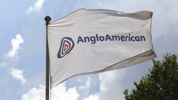 Anglo considers options to sell coal assets after fire