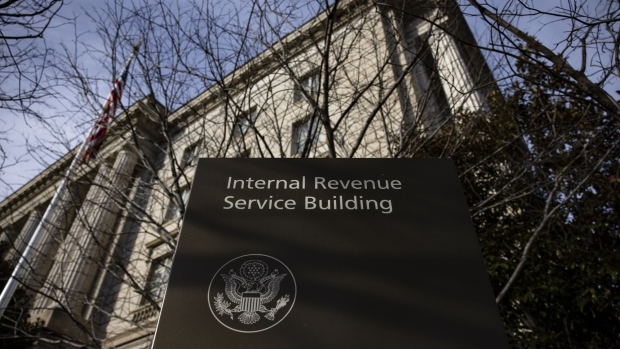 Tax Cheats Are Costing the . $1 Trillion a Year, IRS Estimates - BNN  Bloomberg