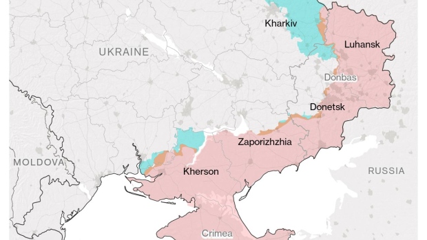 BC-Ukraine-Retakes-More-of-South-as-Putin-Signs-Off-on-Annexation