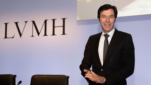 LVMH announces this Wednesday that it has decided, in agreement