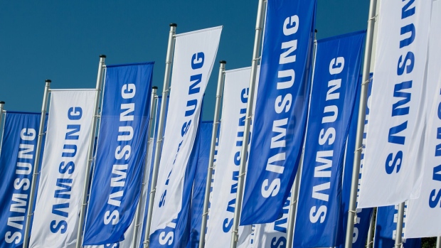 In March, Samsung’s labor-management council decided to increase this year’s pay by 5.1%.  Photographer: Krisztian Bocsi/Bloomberg