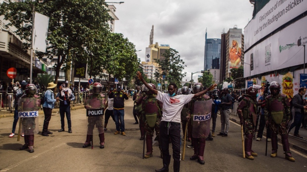 Protests continue in the Central Business District in Nairobi, Kenya, on Thursday, June 27, 2024. Kenyan President William Ruto on Wednesday evening conceded to mass street protests and withdrew a contentious finance bill that included a raft of tax hikes.