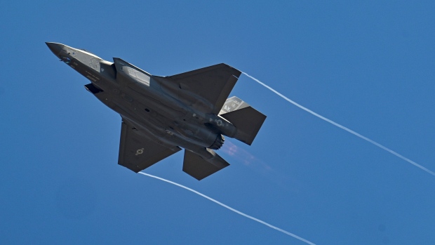 A US Air Force F-35 fighter jet. Photographer: Manjunath Kiran/Getty Images