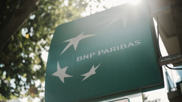 The BNP Paribas SA logo. Photographer: Theo Giacometti/Bloomberg